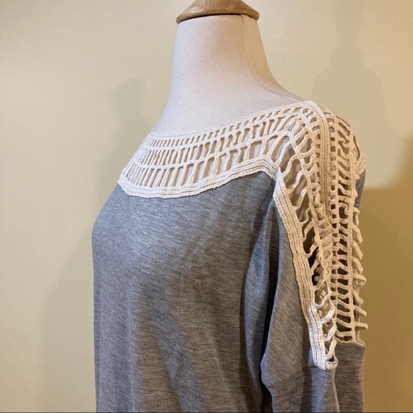 Crochet Lace Fringe Trim High Low Knit Top - Picture 4 of 6